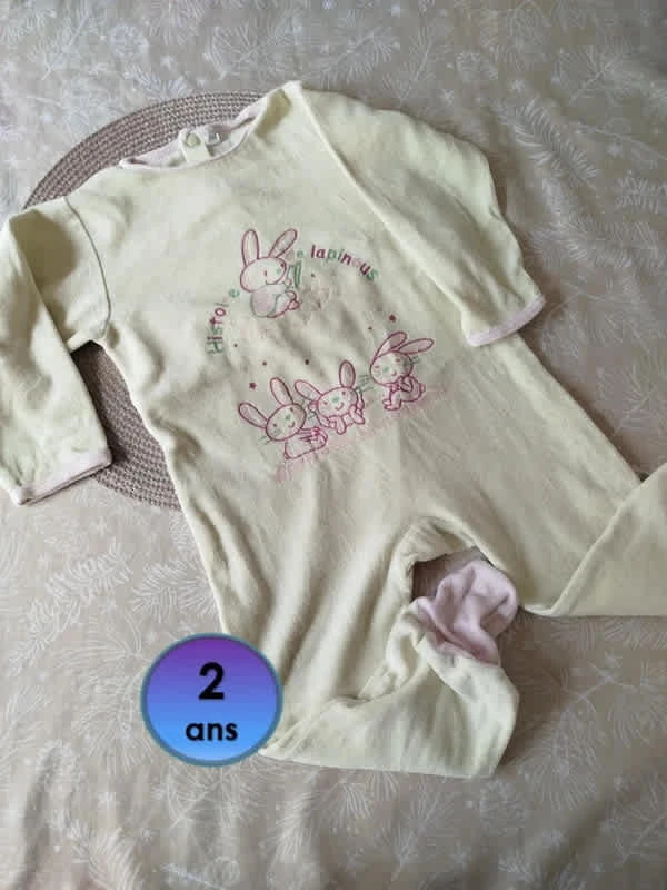 ๐Pyjama 1 piรจce vert clair Fille 2ans / 86cm